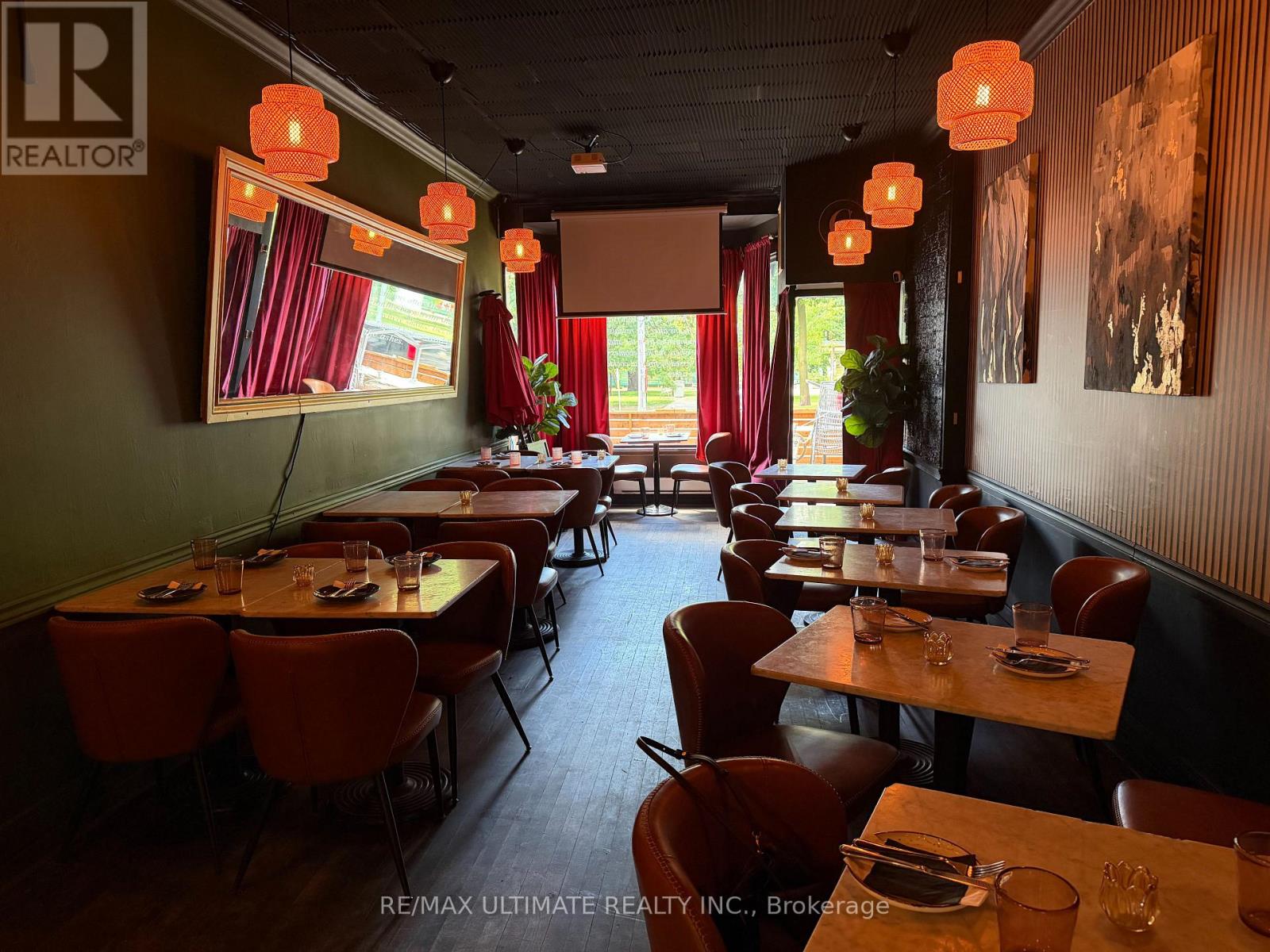 942 Queen Street W, Toronto, Ontario  M6J 1G8 - Photo 3 - C13476314