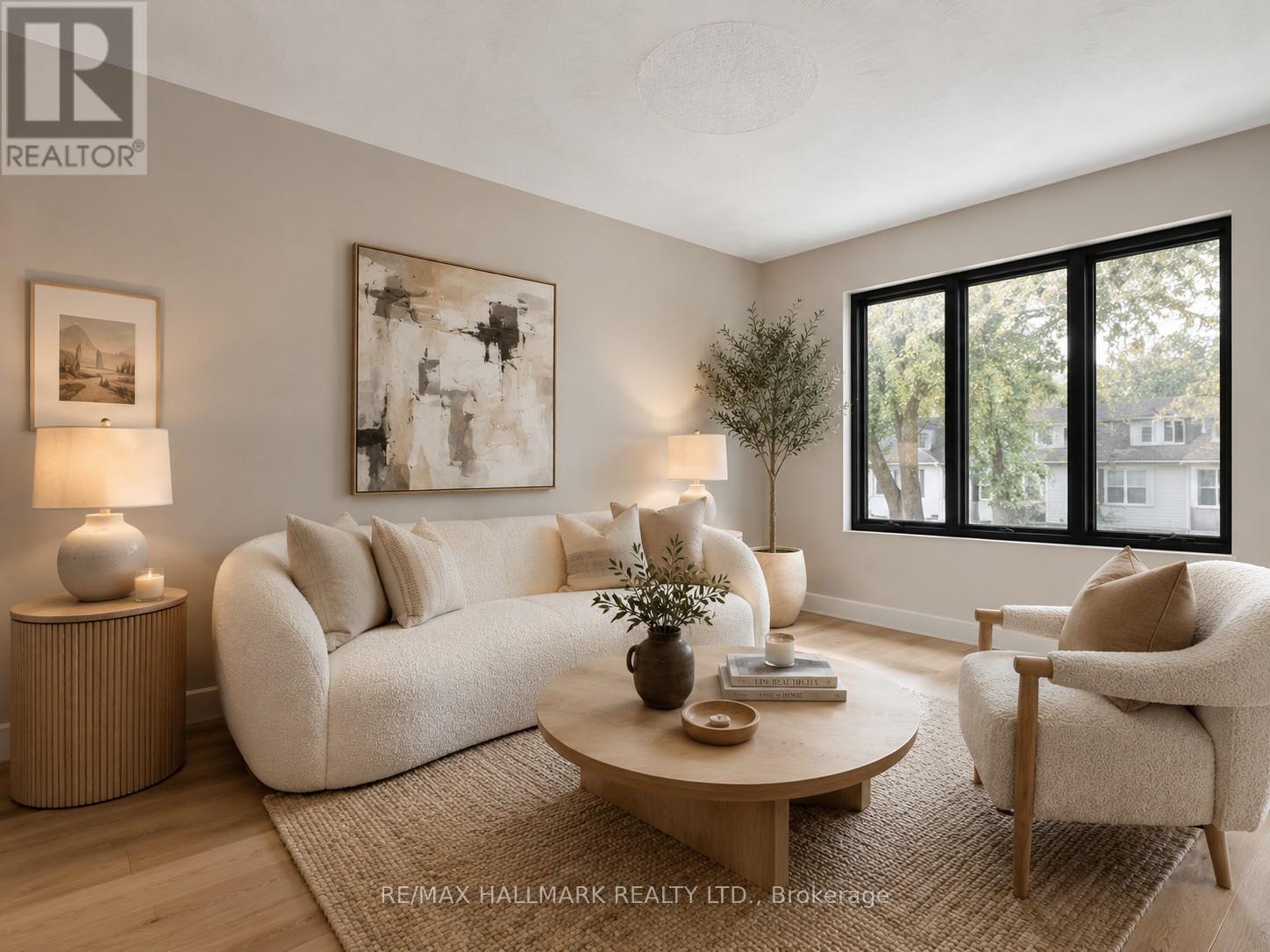 453 Jones Avenue, Toronto, Ontario  M4J 3G7 - Photo 6 - E13249436