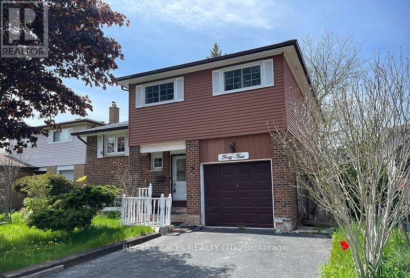 44 APPLEMORE ROAD W, Toronto, Ontario