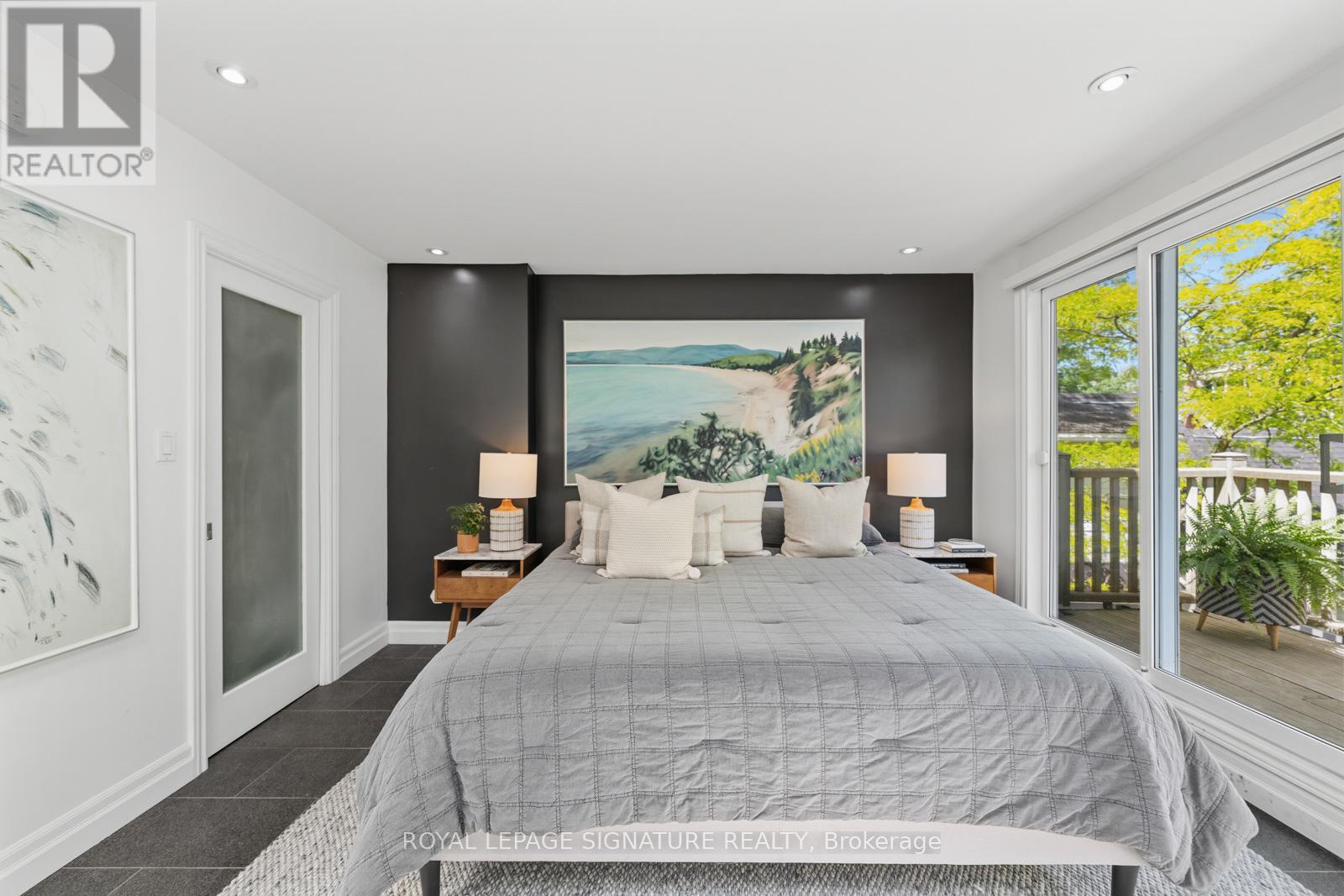 24 Hazel Avenue, Toronto, Ontario  M4E 1C5 - Photo 19 - E13474792