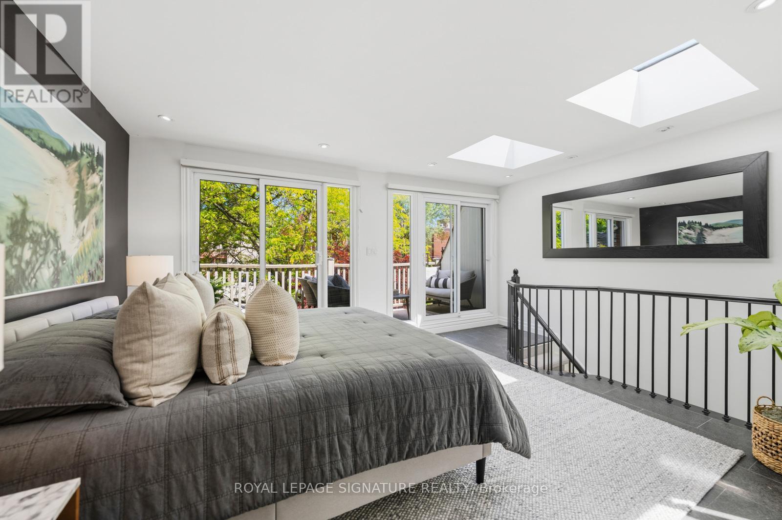 24 Hazel Avenue, Toronto, Ontario  M4E 1C5 - Photo 22 - E13474792