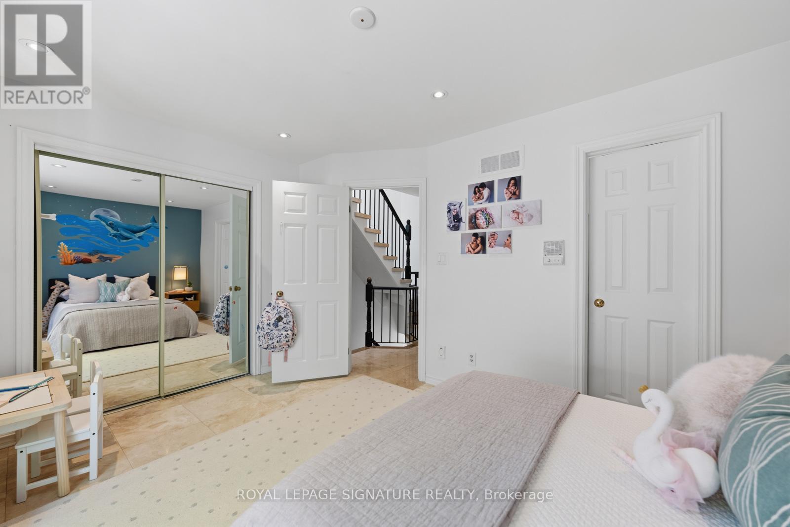 24 Hazel Avenue, Toronto, Ontario  M4E 1C5 - Photo 16 - E13474792