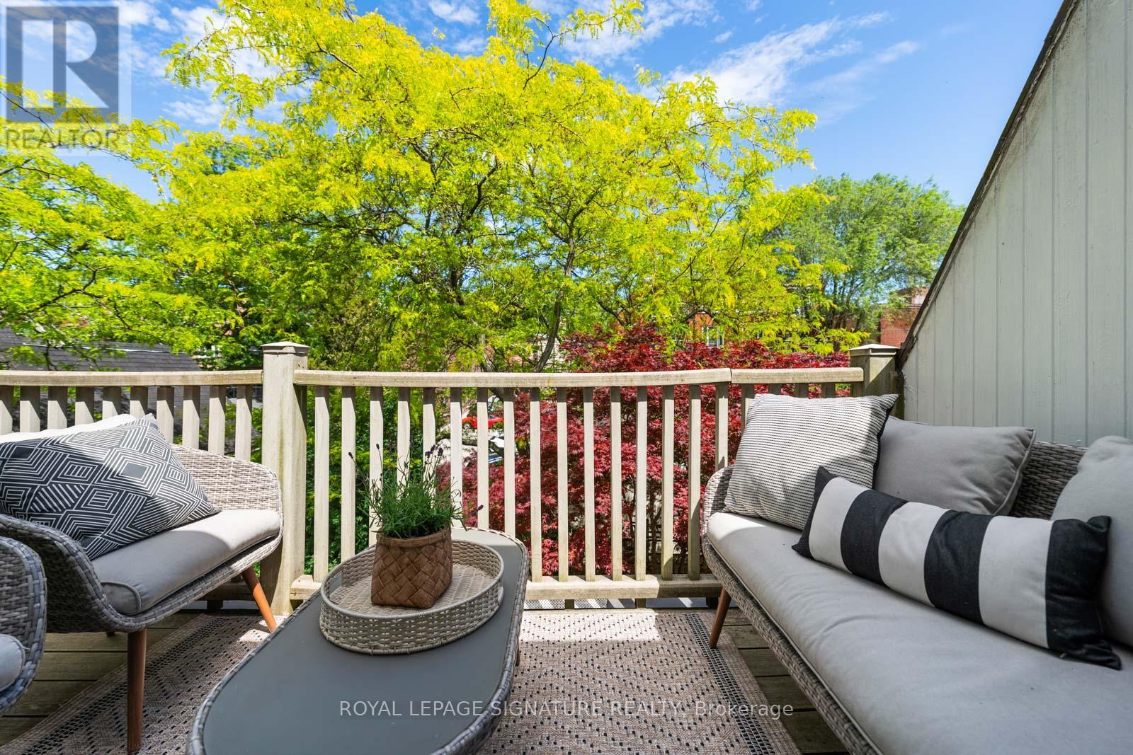 24 Hazel Avenue, Toronto, Ontario  M4E 1C5 - Photo 24 - E13474792