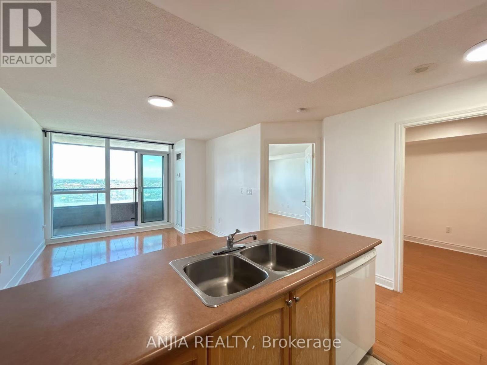 2805 - 50 Brian Harrison Way, Toronto, Ontario  M1P 5J4 - Photo 14 - E13474698