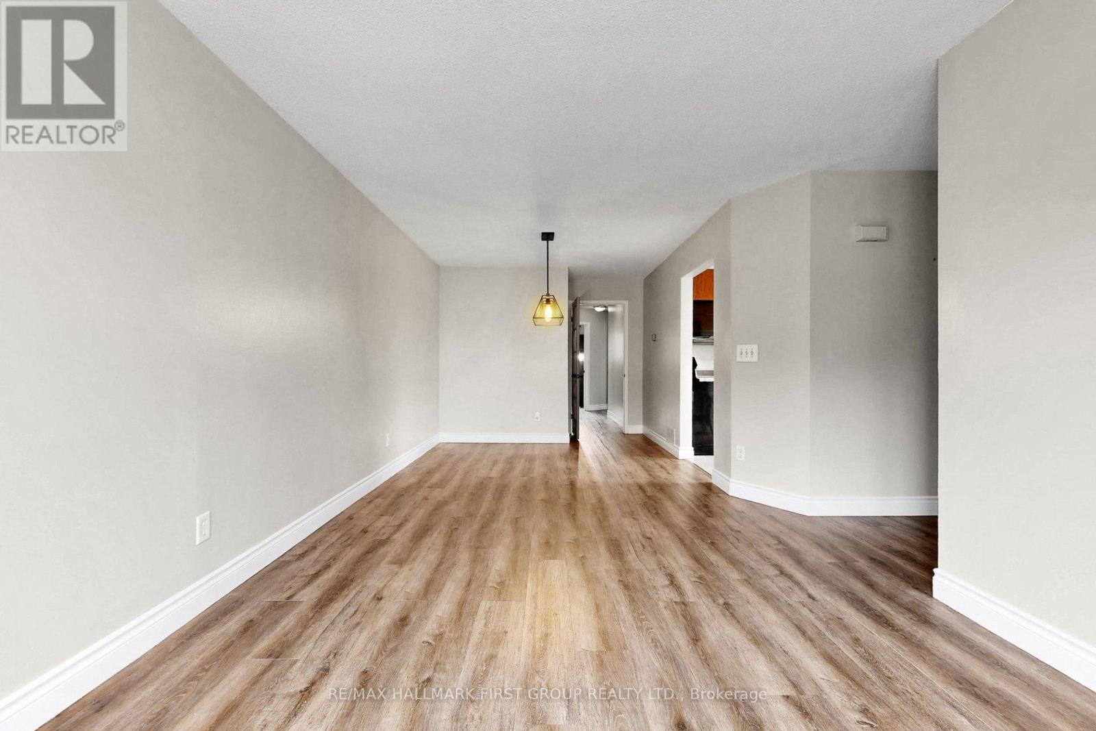 Upper - 1443 Connery Crescent, Oshawa, Ontario  L1J 8E7 - Photo 4 - E13474870