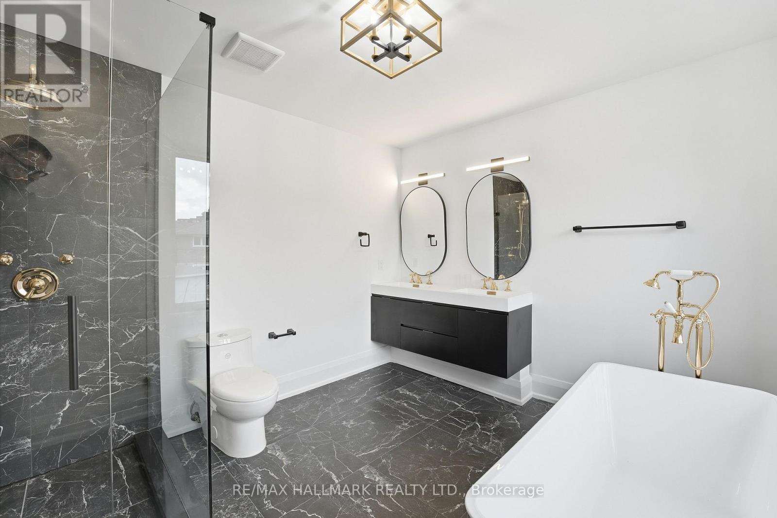 49 Greendowns Drive, Toronto, Ontario  M1M 2G6 - Photo 11 - E13474994