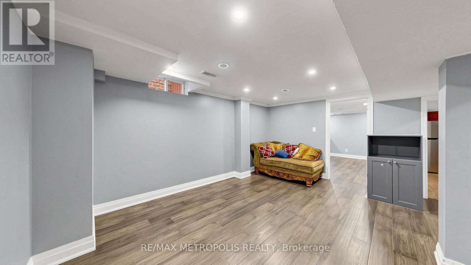 Bsmt - 61 Horseshoe Crescent, Toronto, Ontario M1B 4S3 - Photo 9 - E13474992