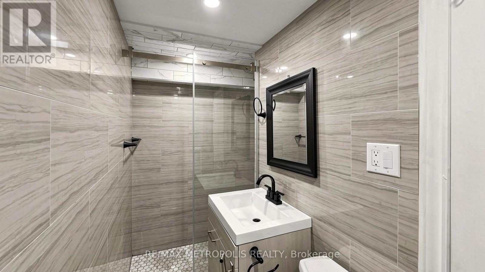 Bsmt - 61 Horseshoe Crescent, Toronto, Ontario M1B 4S3 - Photo 20 - E13474992