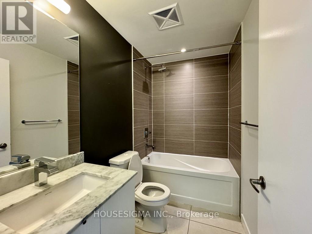 811 - 2055 Danforth Avenue, Toronto, Ontario  M4C 1J8 - Photo 8 - E13475490