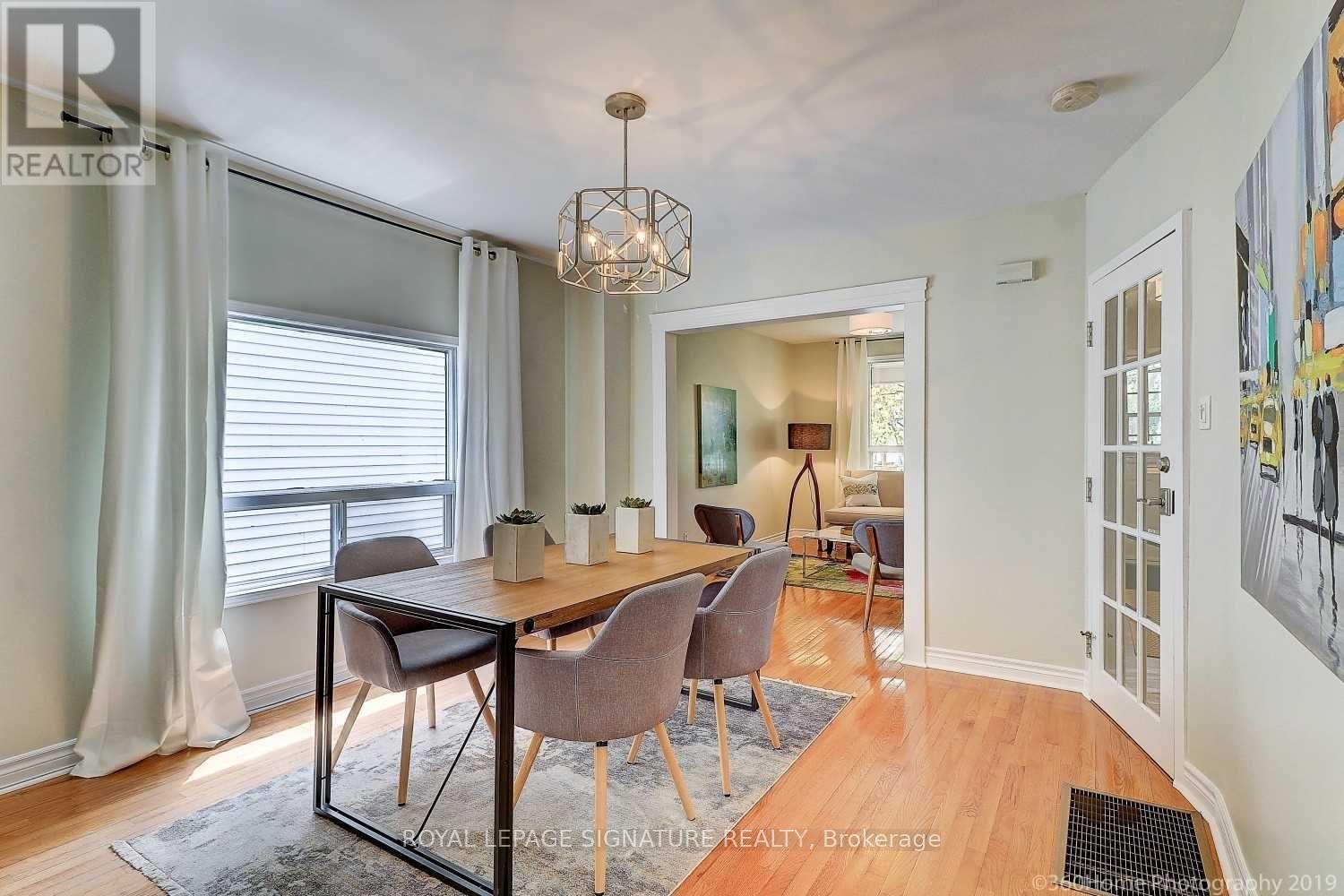 Main & Bsmt - 41 Hastings Avenue, Toronto, Ontario  M4L 2L1 - Photo 5 - E13475324