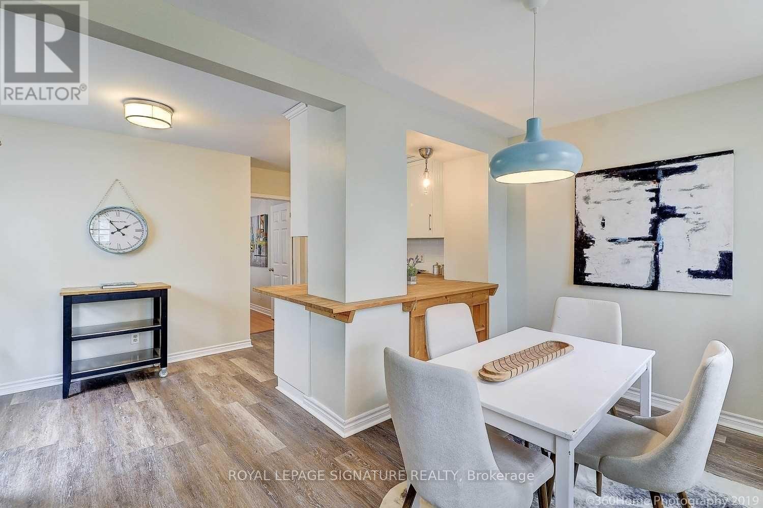Main & Bsmt - 41 Hastings Avenue, Toronto, Ontario  M4L 2L1 - Photo 8 - E13475324