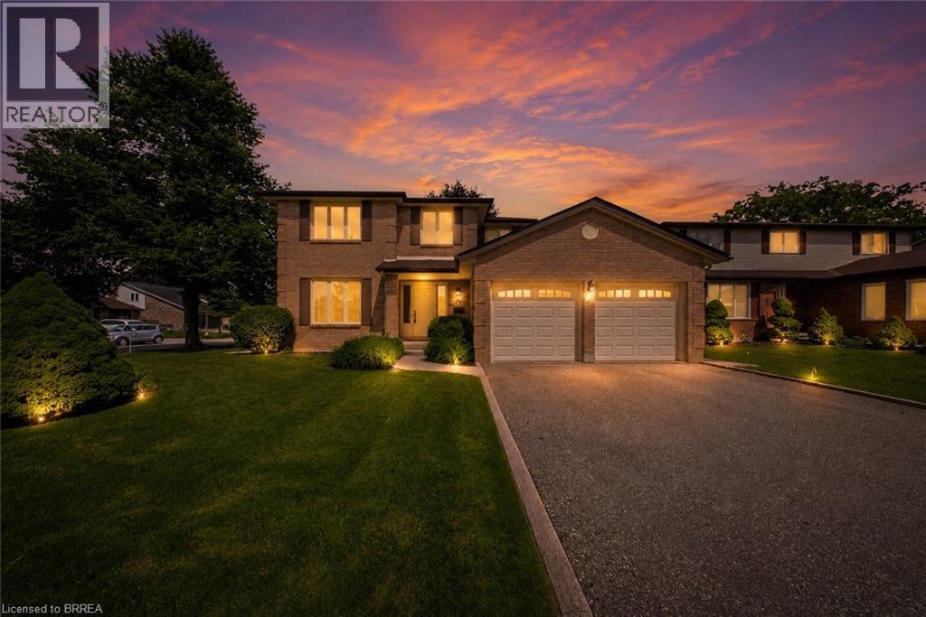 22 COLONIAL Crescent, Brantford, Ontario