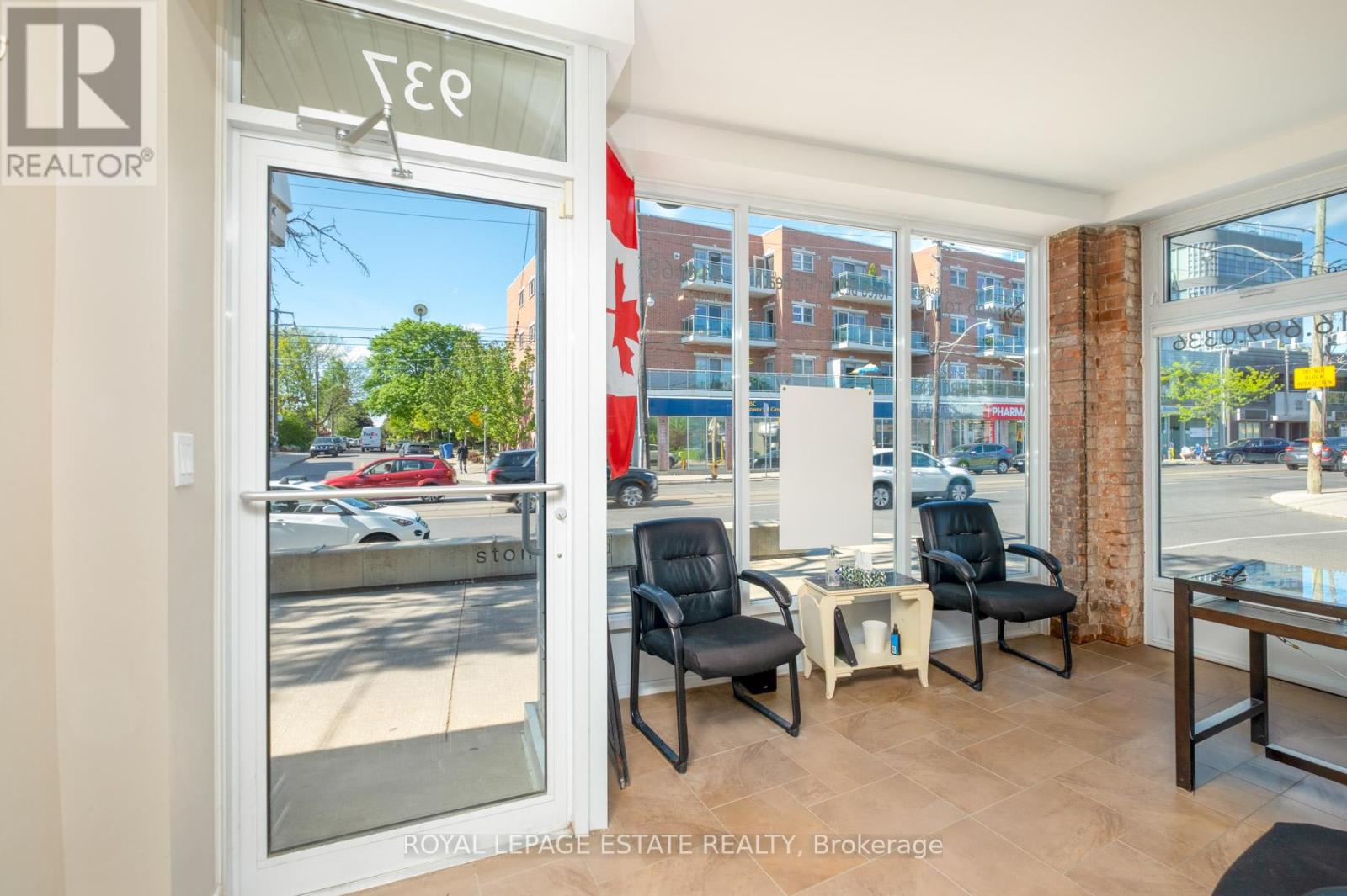 937 Kingston Road, Toronto, Ontario  M4E 1S6 - Photo 3 - E13476160
