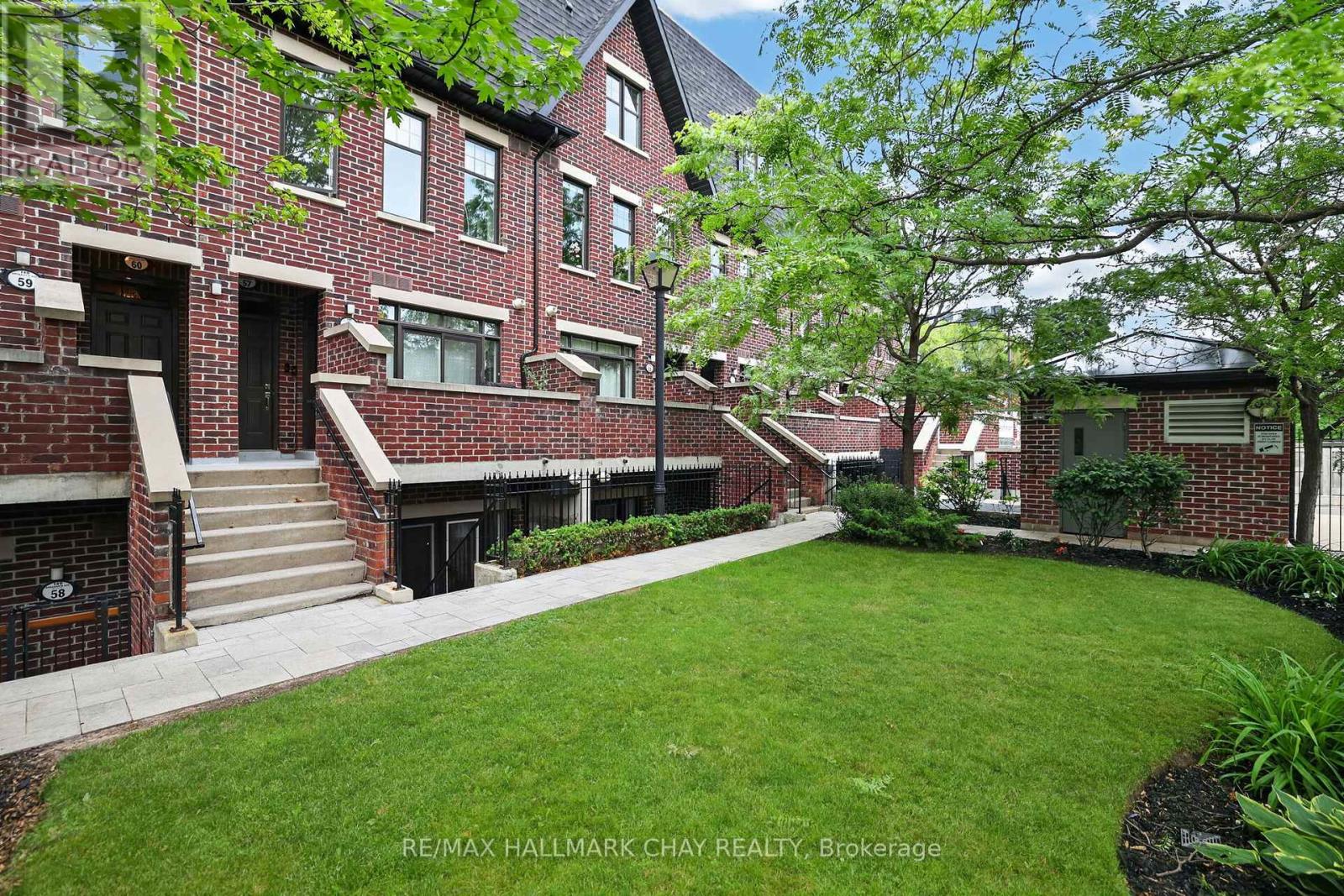 52 - 140 BROADVIEW AVENUE, Toronto, Ontario