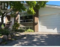 19 WINDOVER DRIVE, Toronto, Ontario