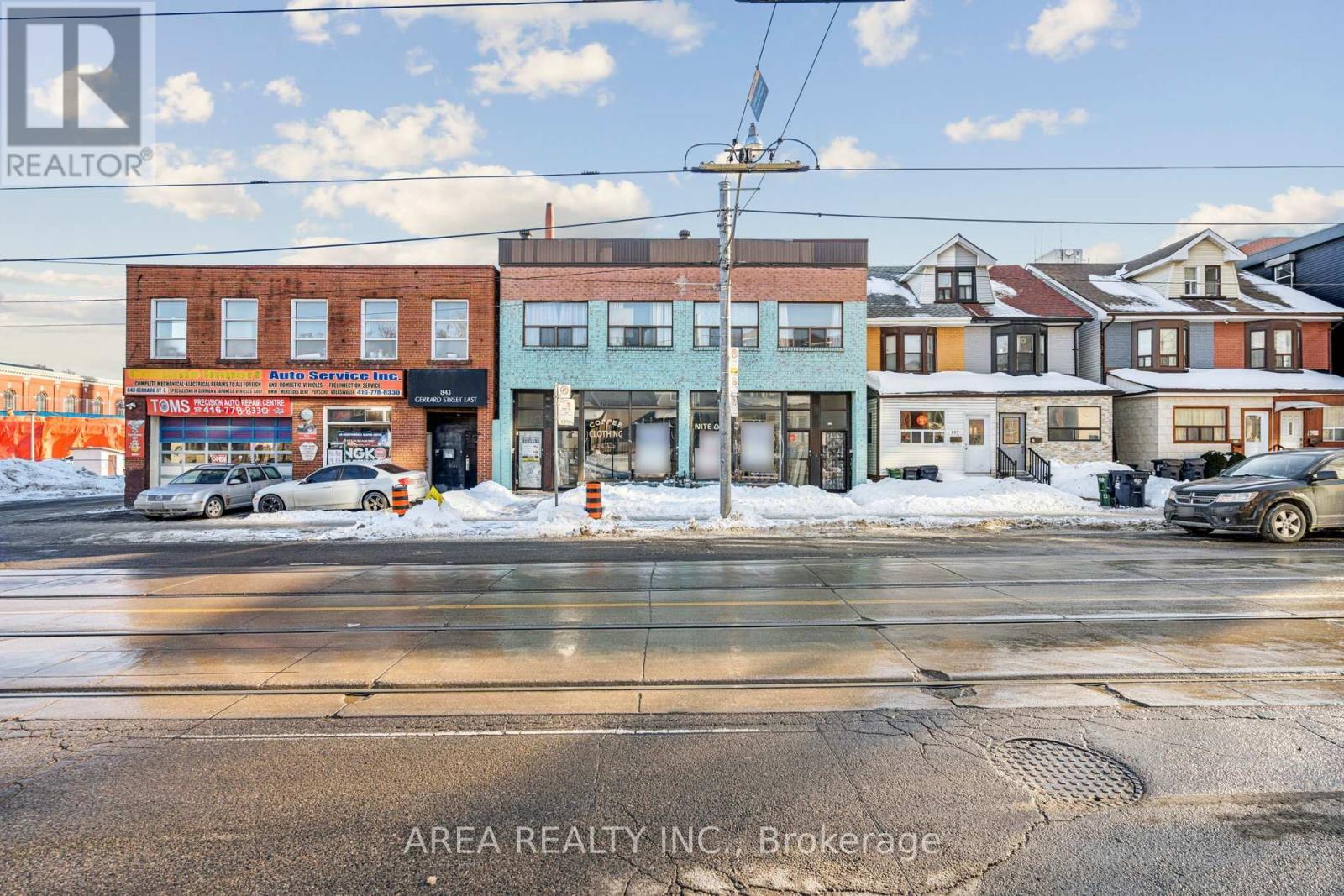 839-841 GERRARD STREET E, Toronto, Ontario
