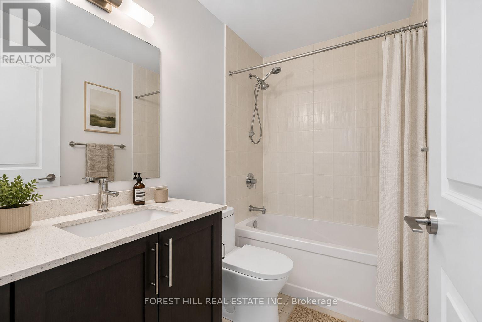 208 - 10 Gatineau Drive, Vaughan, Ontario  L4J 0L2 - Photo 5 - N13154672