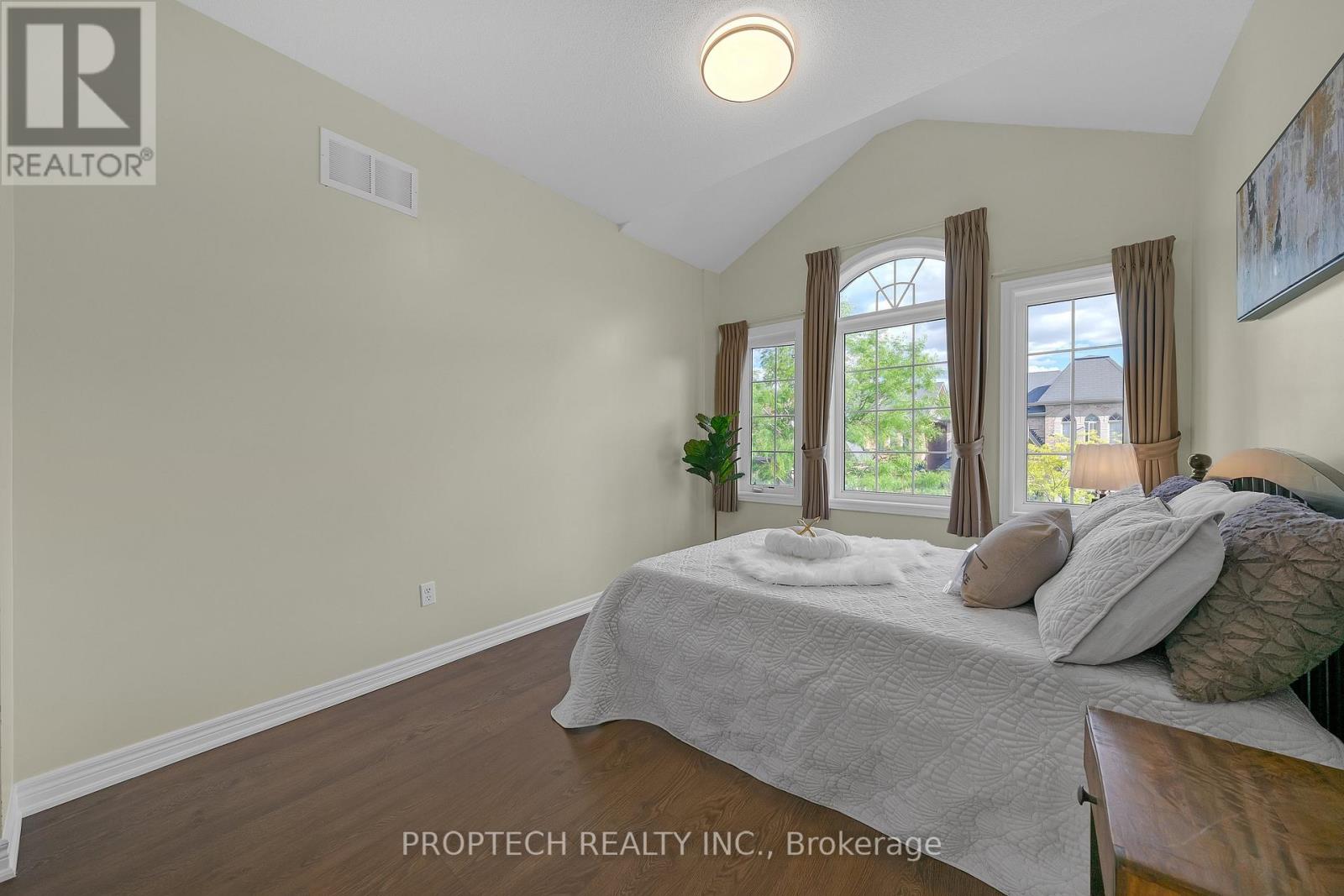 74 Manila Avenue, Markham, Ontario  L6C 0R7 - Photo 31 - N13448932