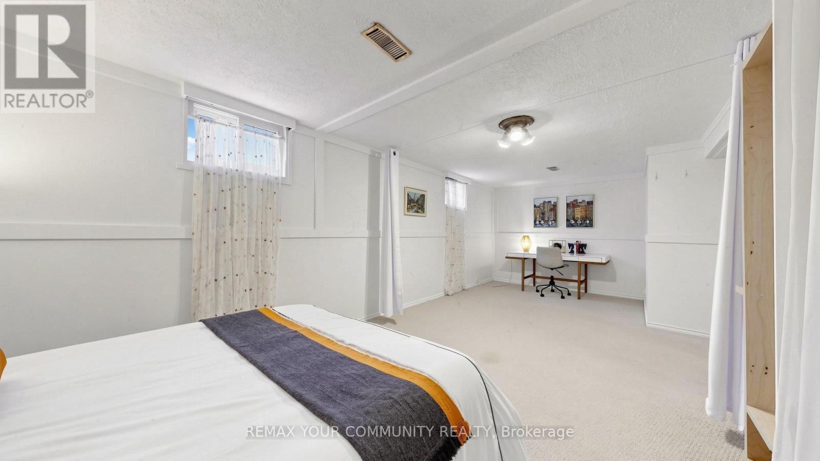 651 Mossbank Court, Newmarket, Ontario  L3Y 3A9 - Photo 30 - N13461788