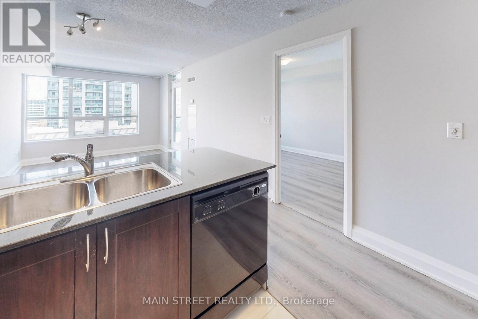 903 - 30 North Park Road, Vaughan, Ontario  L4J 0G6 - Photo 17 - N13474124