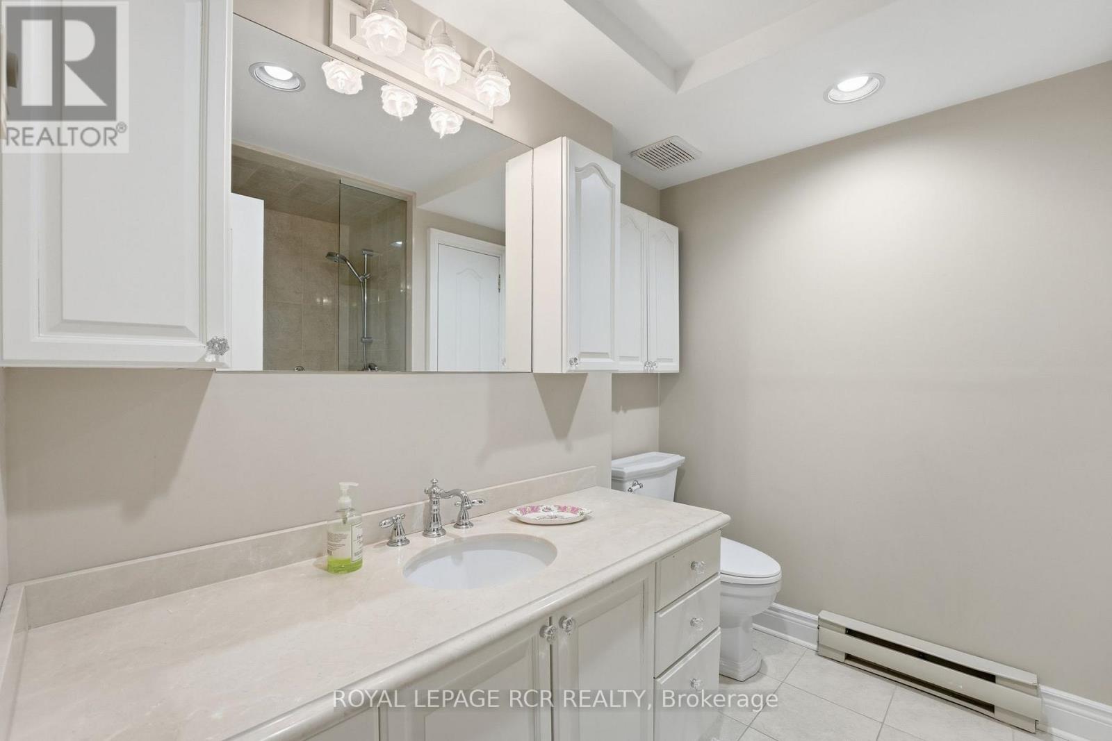 193 Sherwood Place, Newmarket, Ontario  L3Y 8E5 - Photo 38 - N13475624