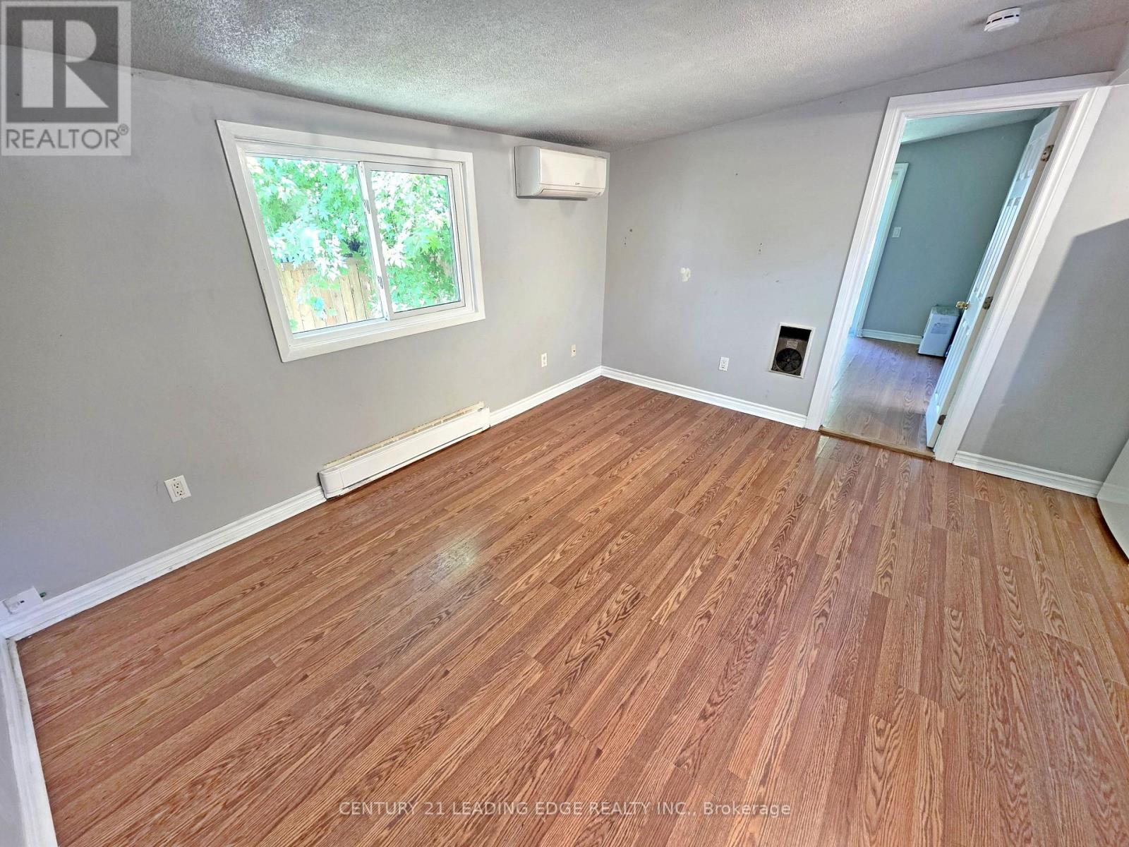 B - 235 Bayview Avenue, Georgina, Ontario  L4P 2T4 - Photo 4 - N13475898