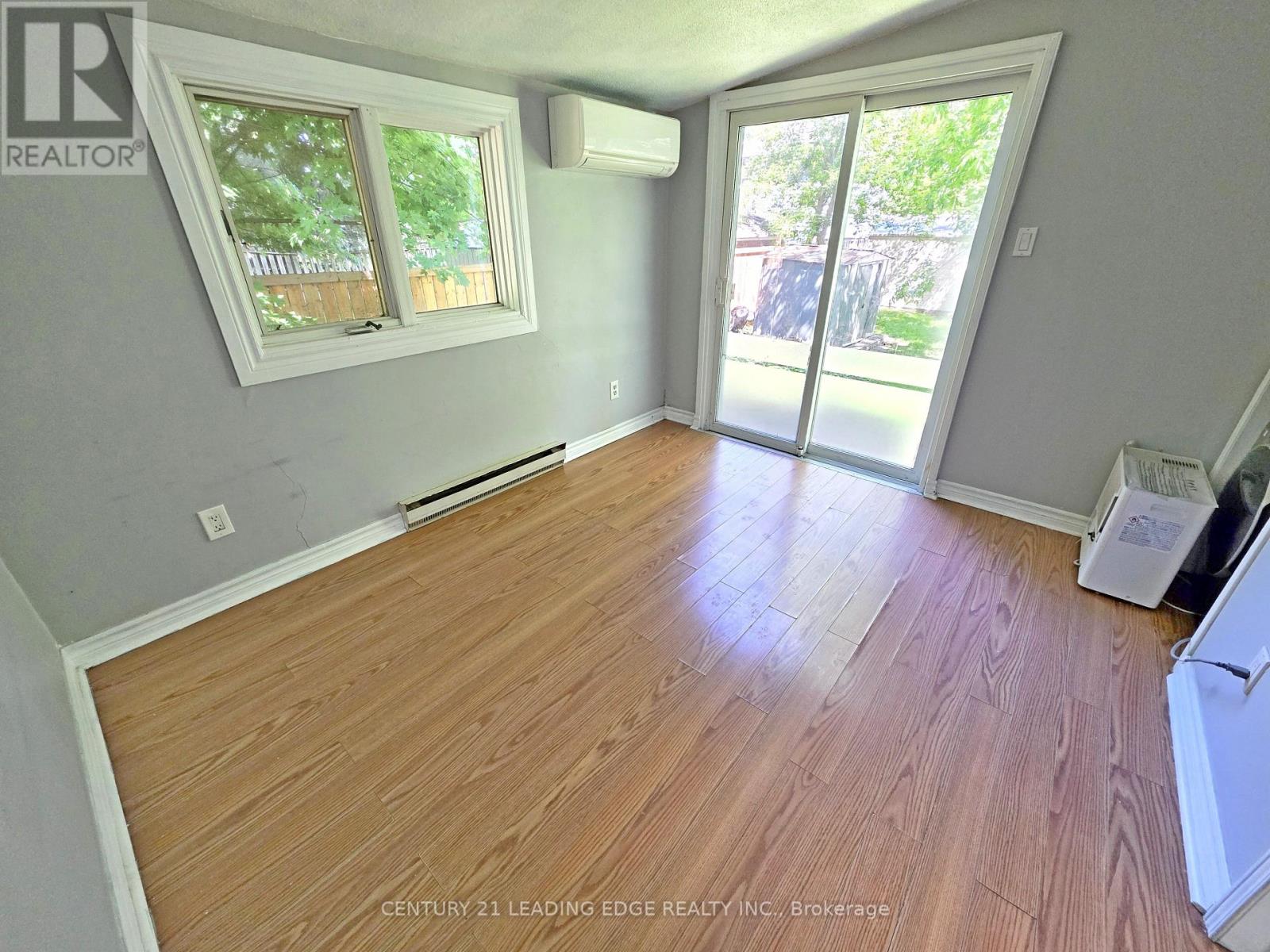 B - 235 Bayview Avenue, Georgina, Ontario  L4P 2T4 - Photo 5 - N13475898