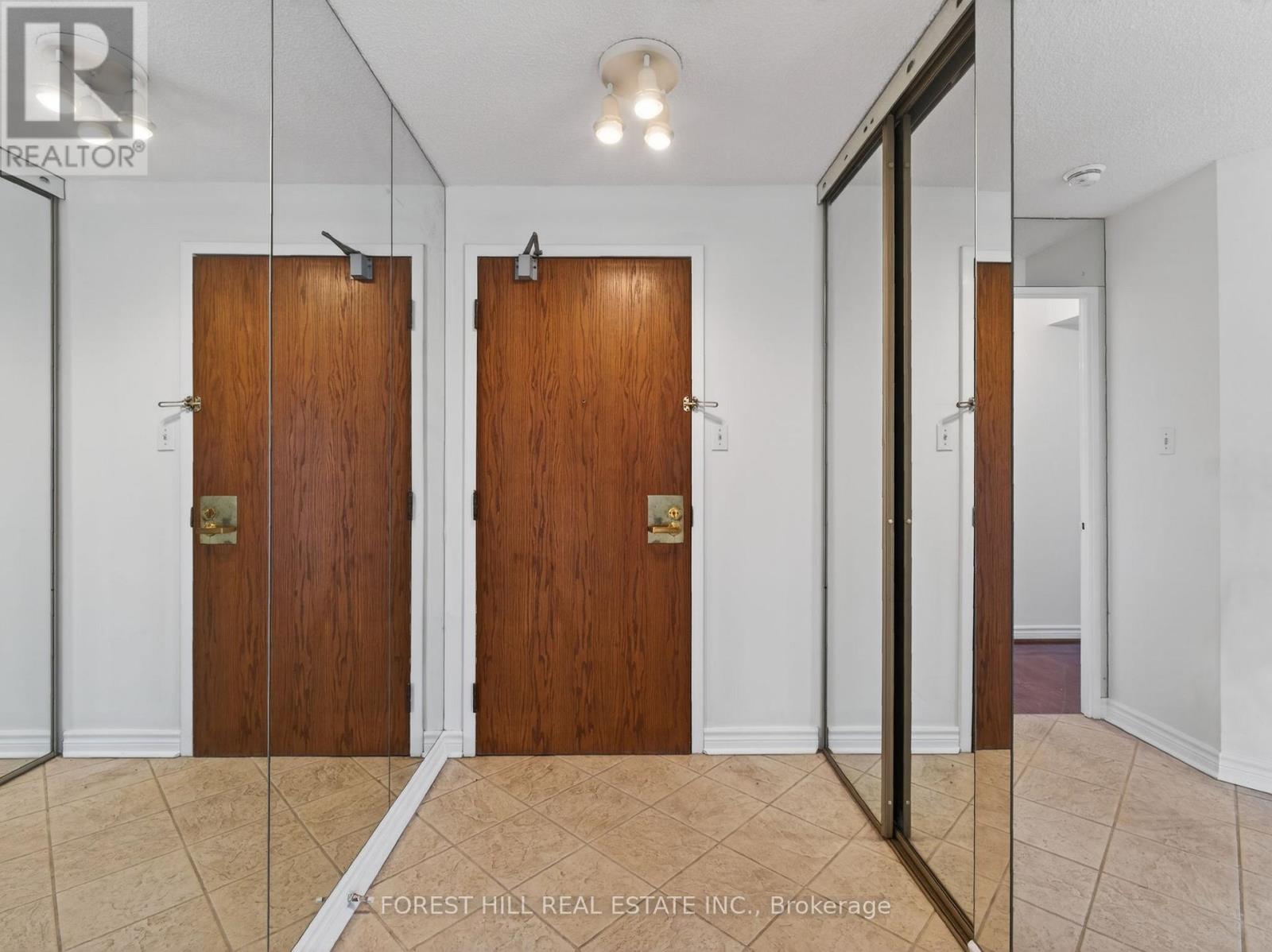 203 - 343 Clark Avenue W, Vaughan, Ontario  L4J 7K5 - Photo 3 - N13475372