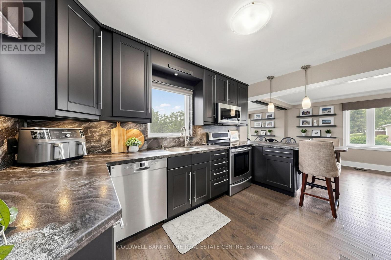 35 Parkside Drive, East Gwillimbury, Ontario  L9N 1G2 - Photo 10 - N13475416