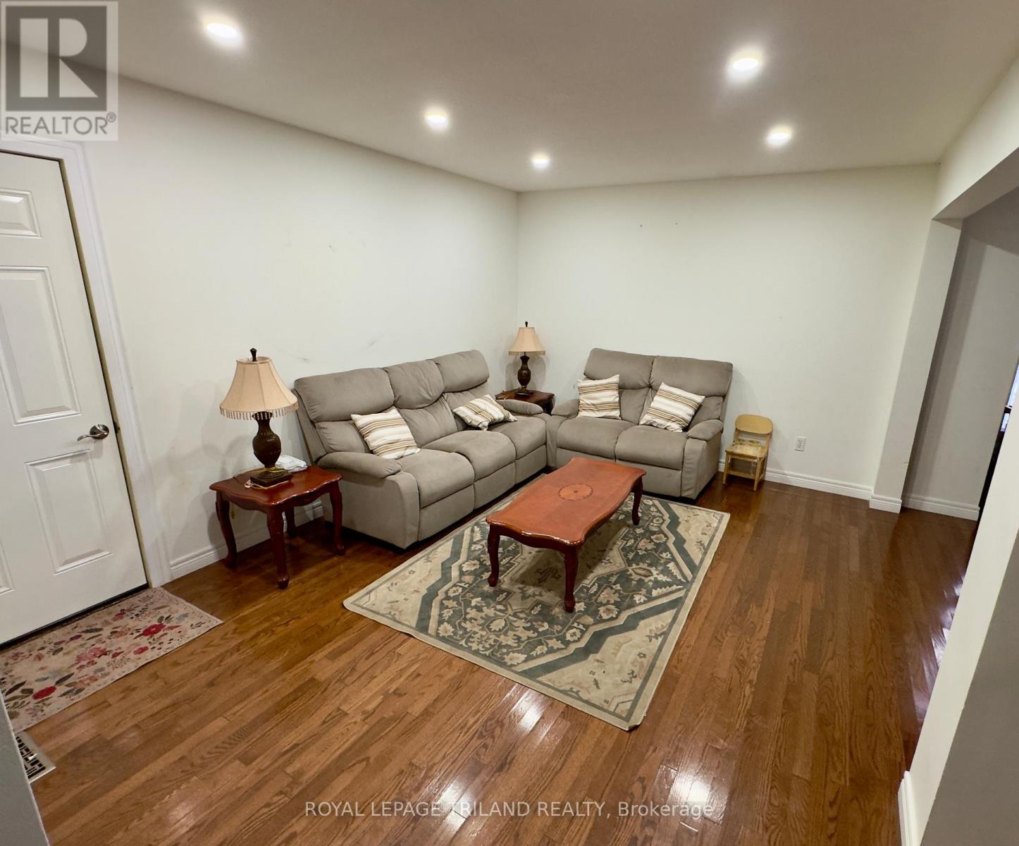 82 Meadowridge Road, London North, Ontario  N6H 5E6 - Photo 4 - X13477536