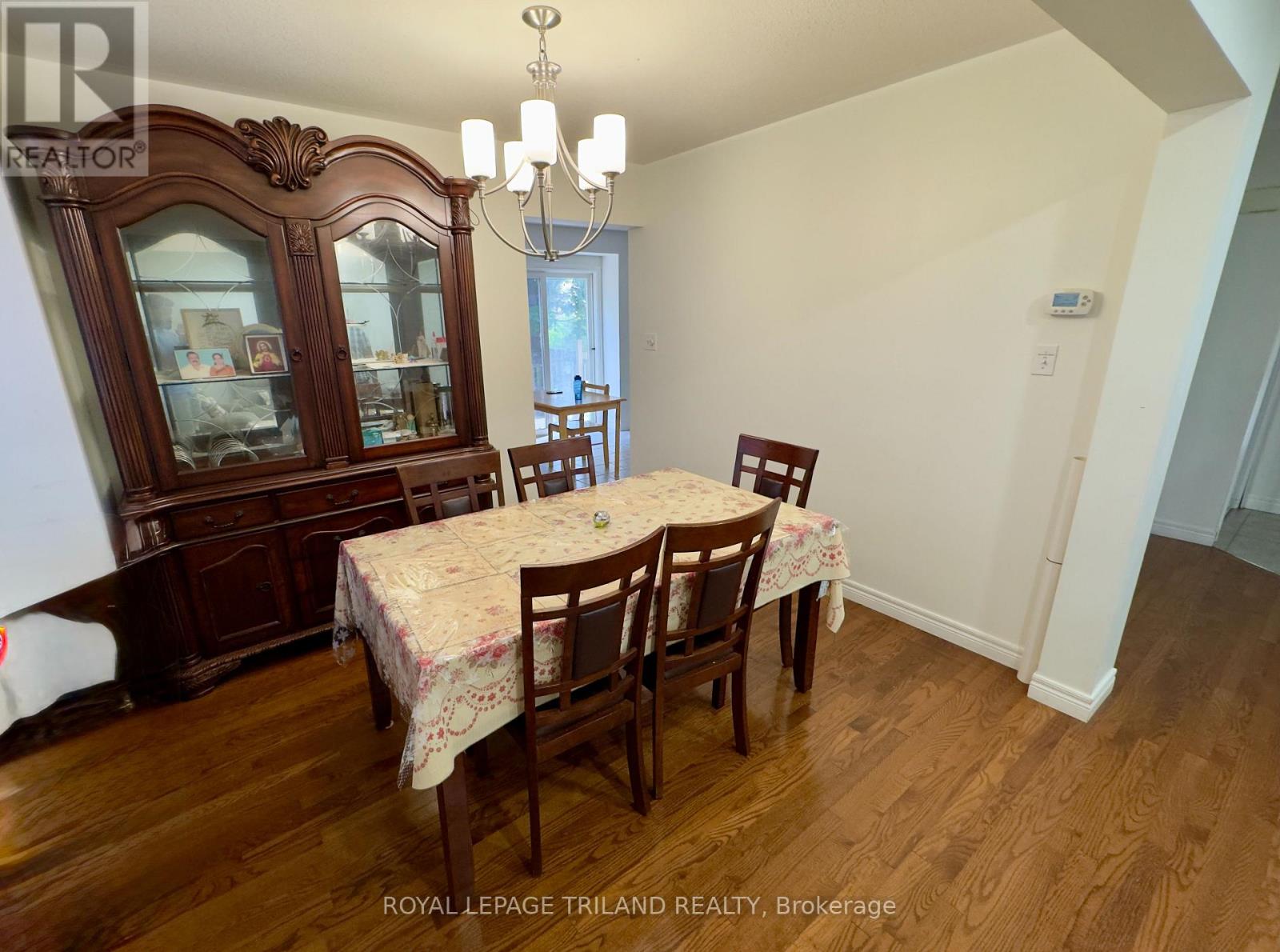 82 Meadowridge Road, London North, Ontario  N6H 5E6 - Photo 5 - X13477536