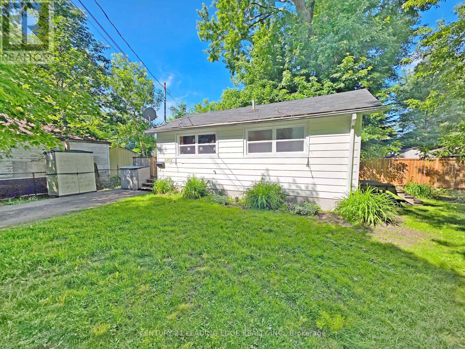 B - 235 Bayview Avenue, Georgina, Ontario  L4P 2T4 - Photo 2 - N13475898