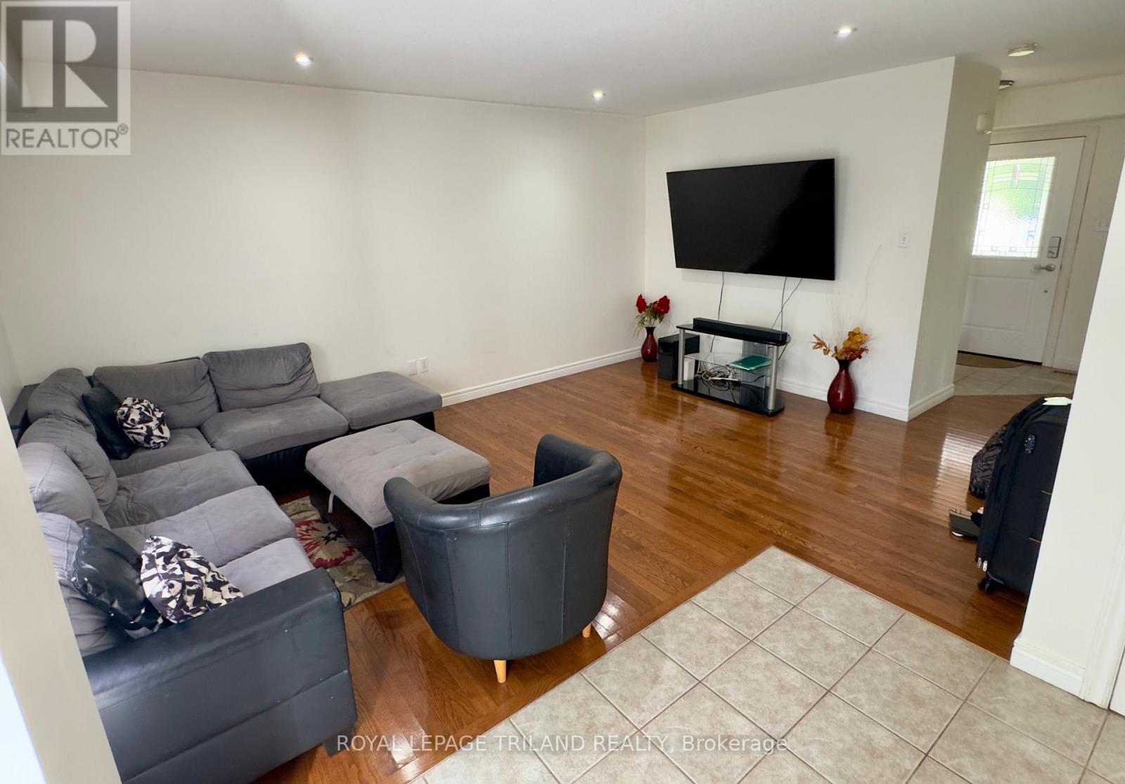 82 Meadowridge Road, London North, Ontario  N6H 5E6 - Photo 7 - X13477536