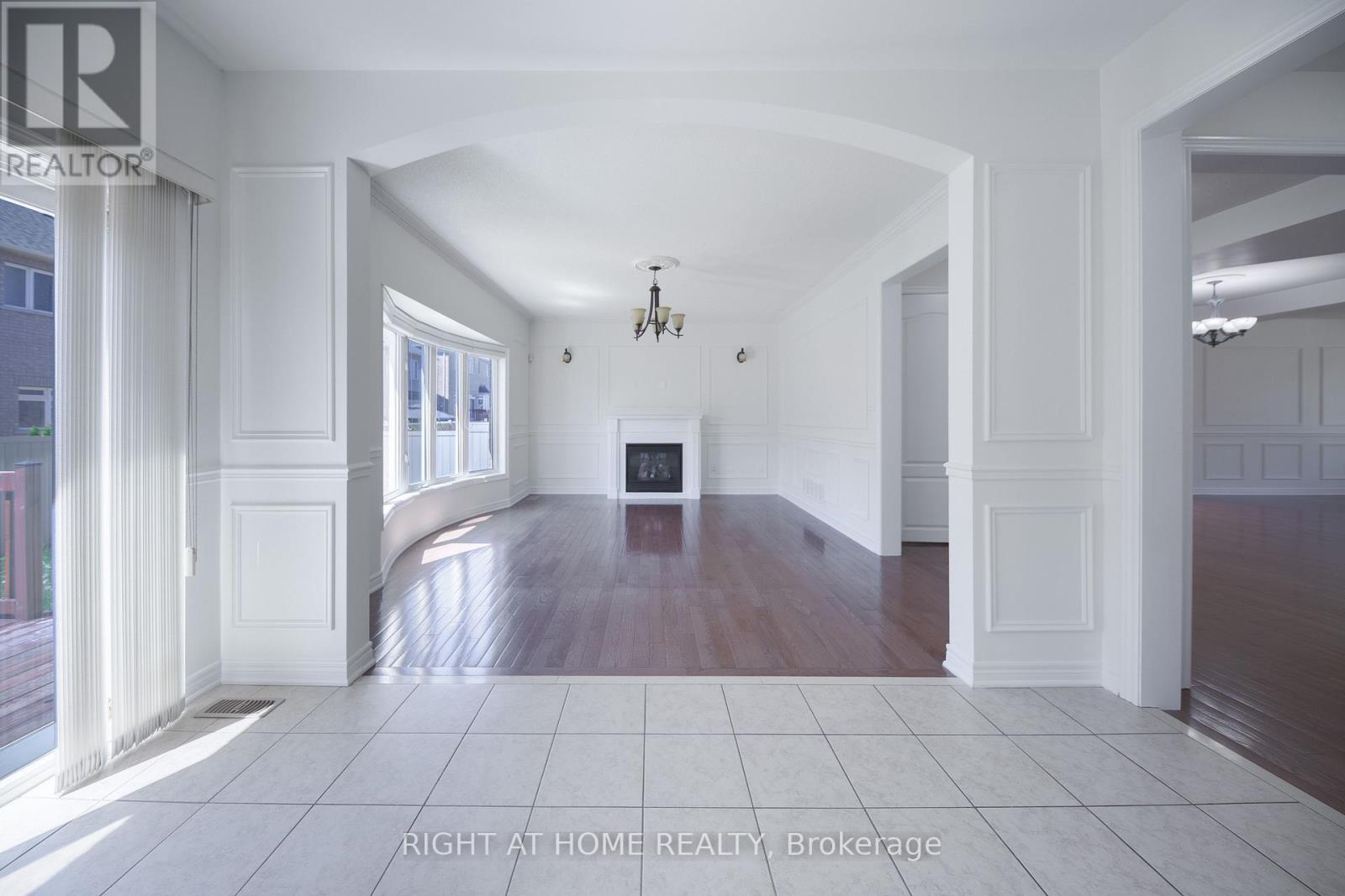 11 Amstel Avenue, Richmond Hill, Ontario  L4E 0P7 - Photo 11 - N13476356