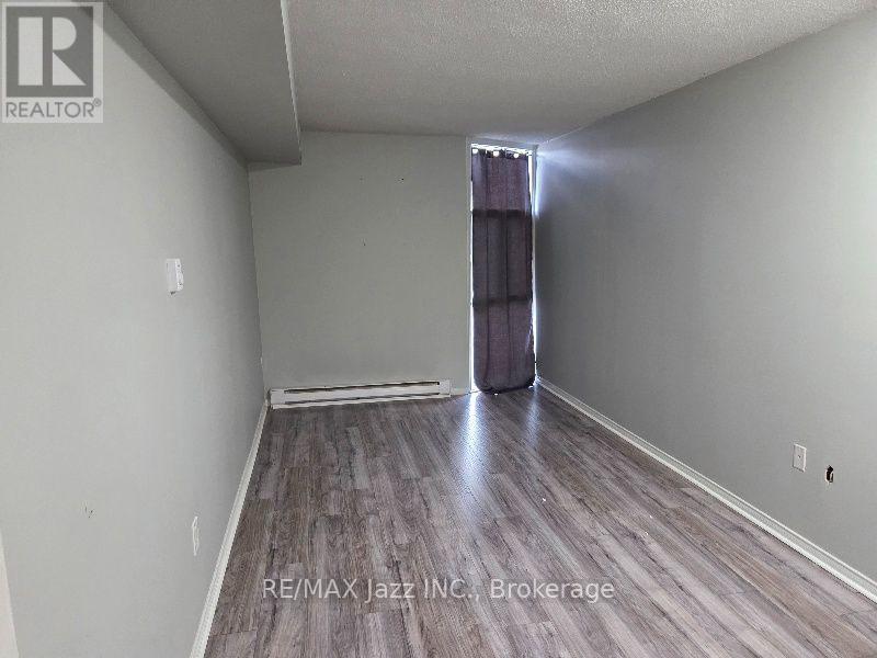 108 - 454 Centre Street S, Oshawa, Ontario L1H 4C2 - Photo 5 - E13476084