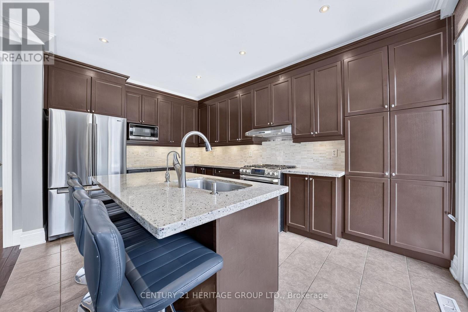 16 Harvest Hills Boulevard, East Gwillimbury, Ontario  L9N 0A5 - Photo 12 - N13476374