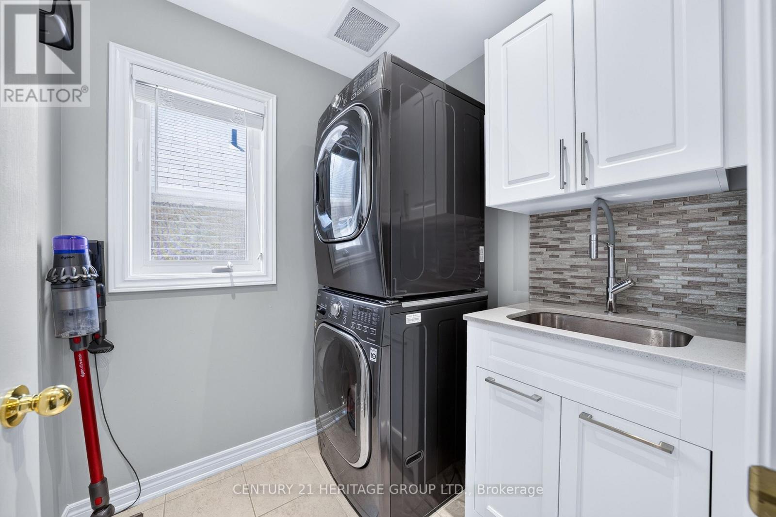 16 Harvest Hills Boulevard, East Gwillimbury, Ontario  L9N 0A5 - Photo 31 - N13476374