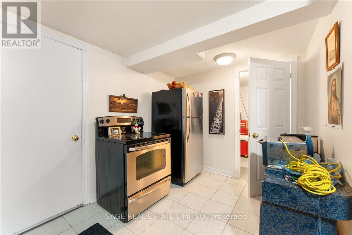 116 Butterfield Crescent, Vaughan, Ontario  L6A 1J3 - Photo 36 - N13476202