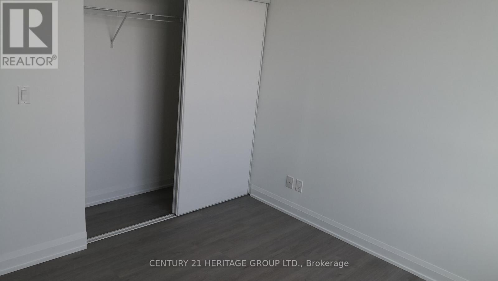 2208 - 15 Water Walk Drive, Markham, Ontario  L3P 1N3 - Photo 13 - N13476822