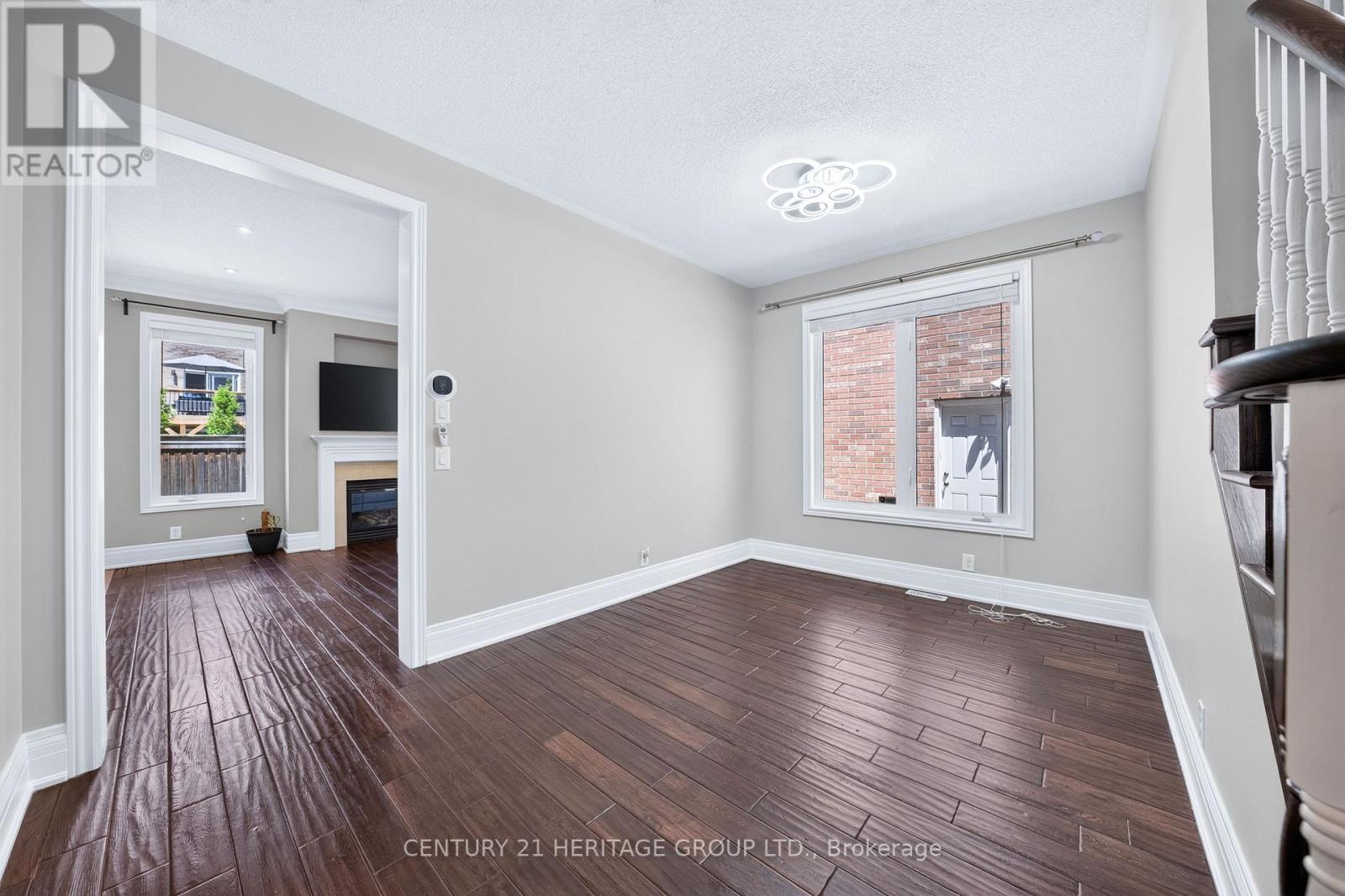 16 Harvest Hills Boulevard, East Gwillimbury, Ontario  L9N 0A5 - Photo 9 - N13476374