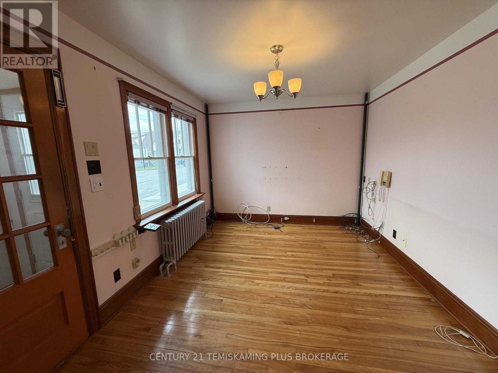 48 Woods Street, Kirkland Lake, Ontario  P2N 3B8 - Photo 4 - T13477604