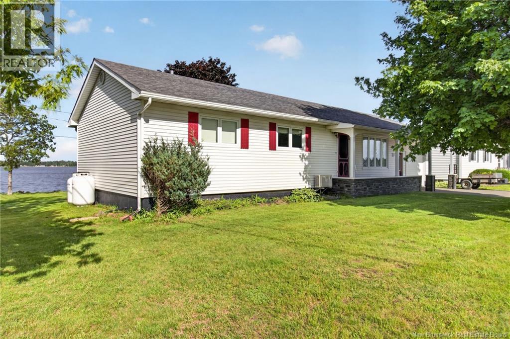 5 Beau Rivage Street, Richibucto, New Brunswick  E4W 3W4 - Photo 2 - NB132847