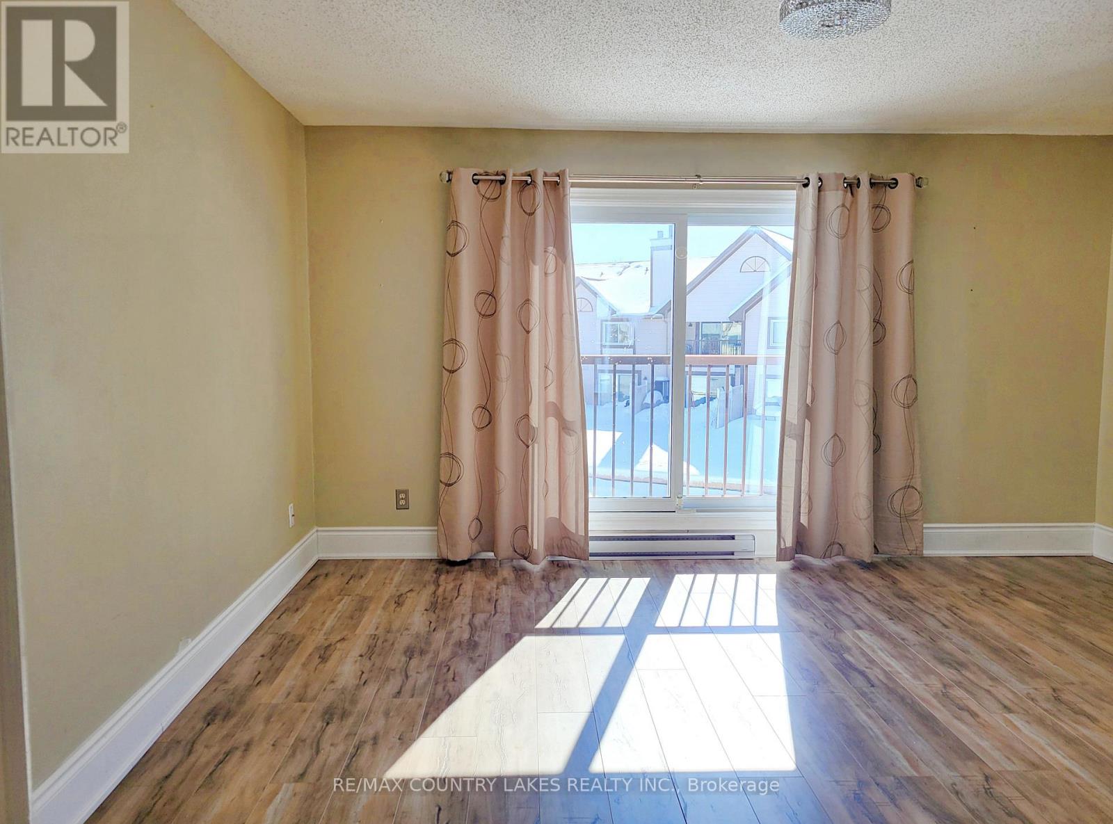 35 - 21 Laguna Parkway, Ramara, Ontario  L0K 1B0 - Photo 26 - S12830846