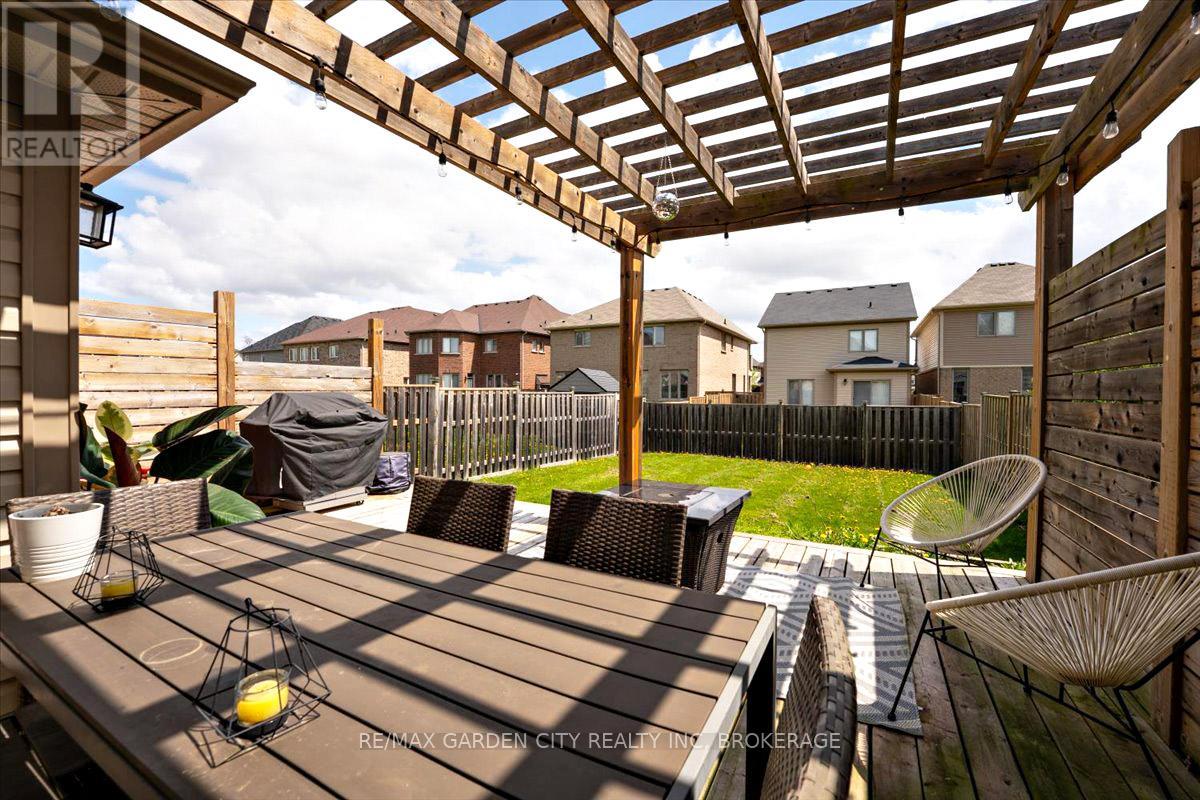 8648 Dogwood Crescent, Niagara Falls, Ontario  L2H 0K9 - Photo 34 - X13477556