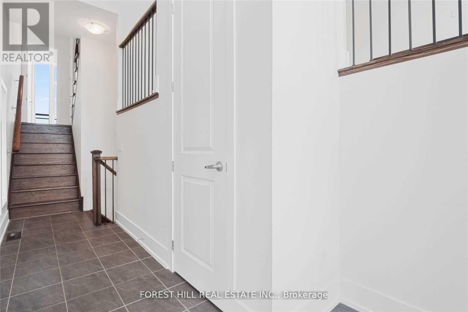 9144 Bathurst Street, Vaughan, Ontario L4J 0K1 - Photo 3 - N13476528