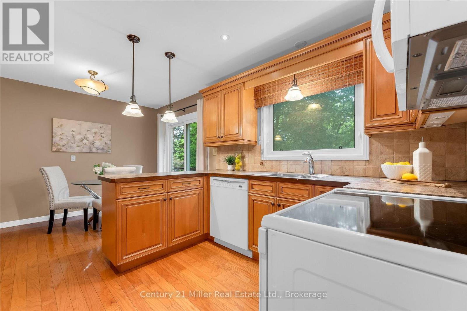 1482 Caulder Drive, Oakville, Ontario  L6J 5S9 - Photo 15 - W13474034
