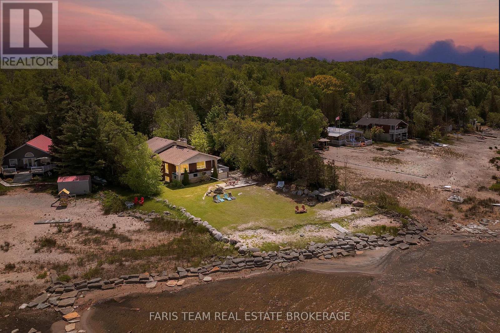 1787 CHAMPLAIN ROAD, Tiny, Ontario