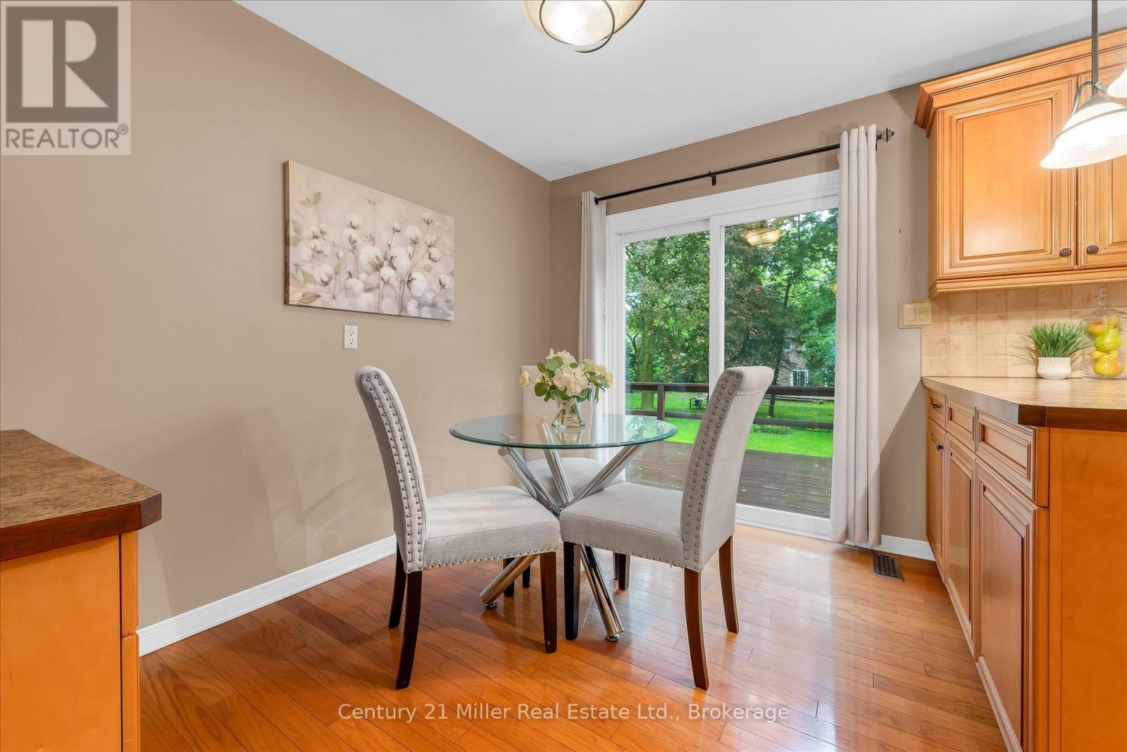 1482 Caulder Drive, Oakville, Ontario  L6J 5S9 - Photo 12 - W13474034
