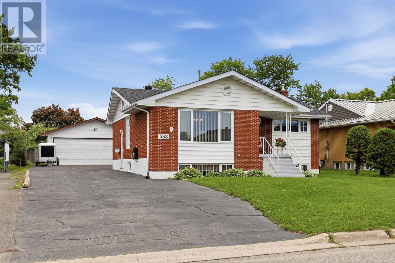 538 Wilson St, Sault Ste. Marie, Ontario P6B 2L3 - Photo 1 - SM261554