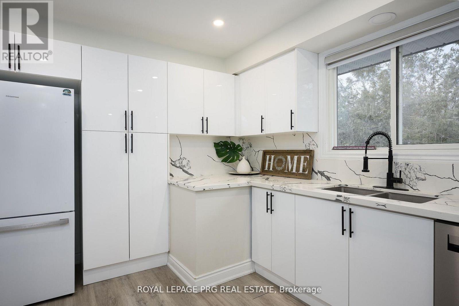 Upper Level - 263 Cook Street, Barrie, Ontario L4M 4H7 - Photo 8 - S13476728